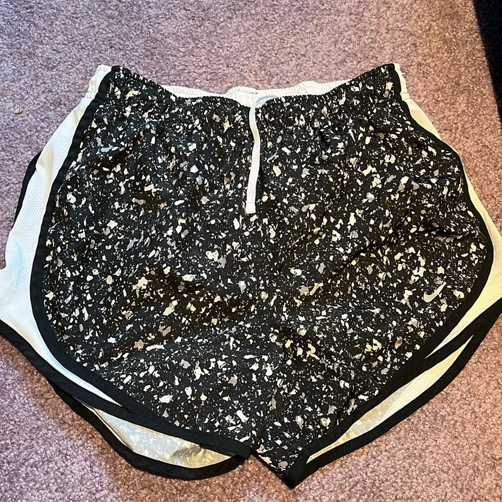 Speckled nike workout shorts